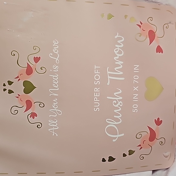 Ultra Soft Plush Throw Blanket - Picture 3 of 10